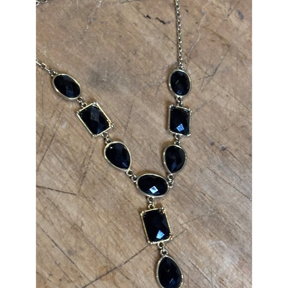 Gold-Tone Necklace With Black Faceted Stones & Lobster Clasp AVON? - Picture 5 of 8